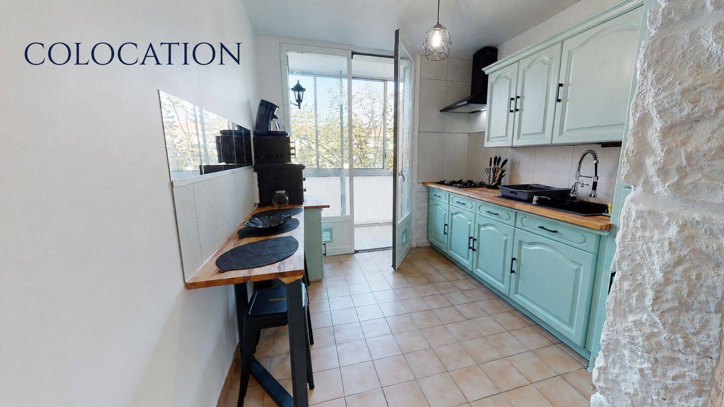 4 pièces 66 m² · à Vénissieux · 66 m² · 486 €