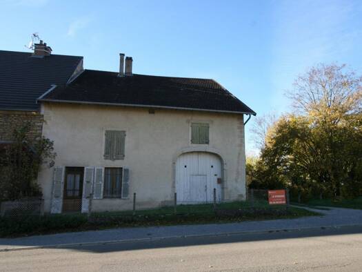 Maison à vendre 94 681 € 4 pièces 3 chambres 106 m² 550 m² de terrain Le Vernois 39210