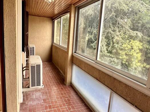 Appartement à vendre 119 000 € 3 pièces Étage 1/3 Tarascon 13150