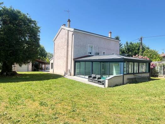 Maison à vendre 550 000 € 6 pièces 5 chambres 190 m² 2 707 m² de terrain Villette-d'Anthon 38280