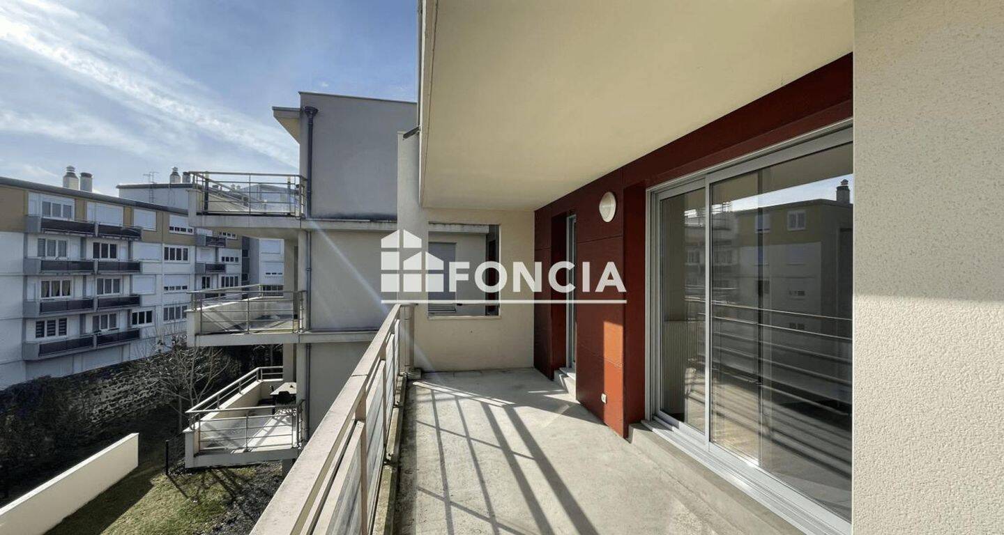 Appartement 4 pièces 75 m² · à Clermont-Ferrand · 74,9 m² · 1 034 €