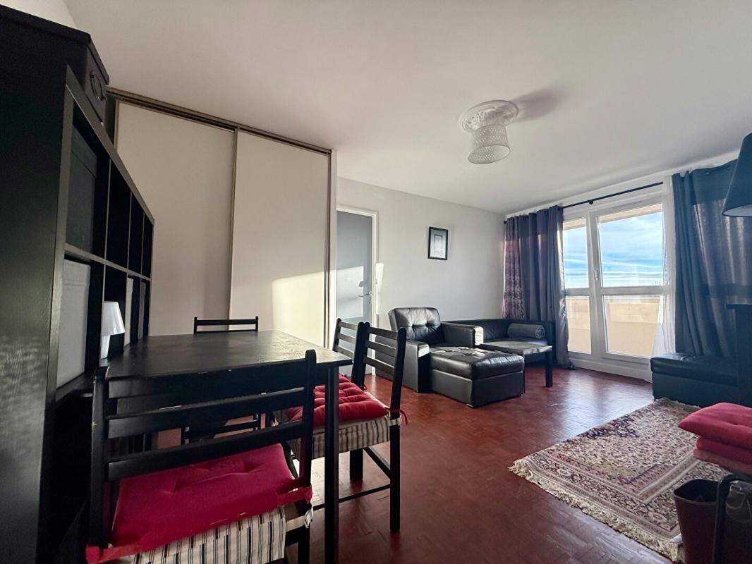 Appartement 2 pièces 44 m² · à Savigny-sur-Orge · 44 m² · 115 000 €