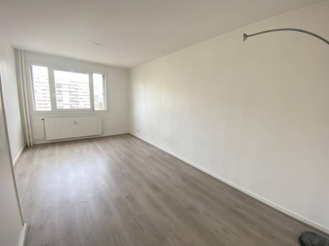 APPARTEMENT — 2