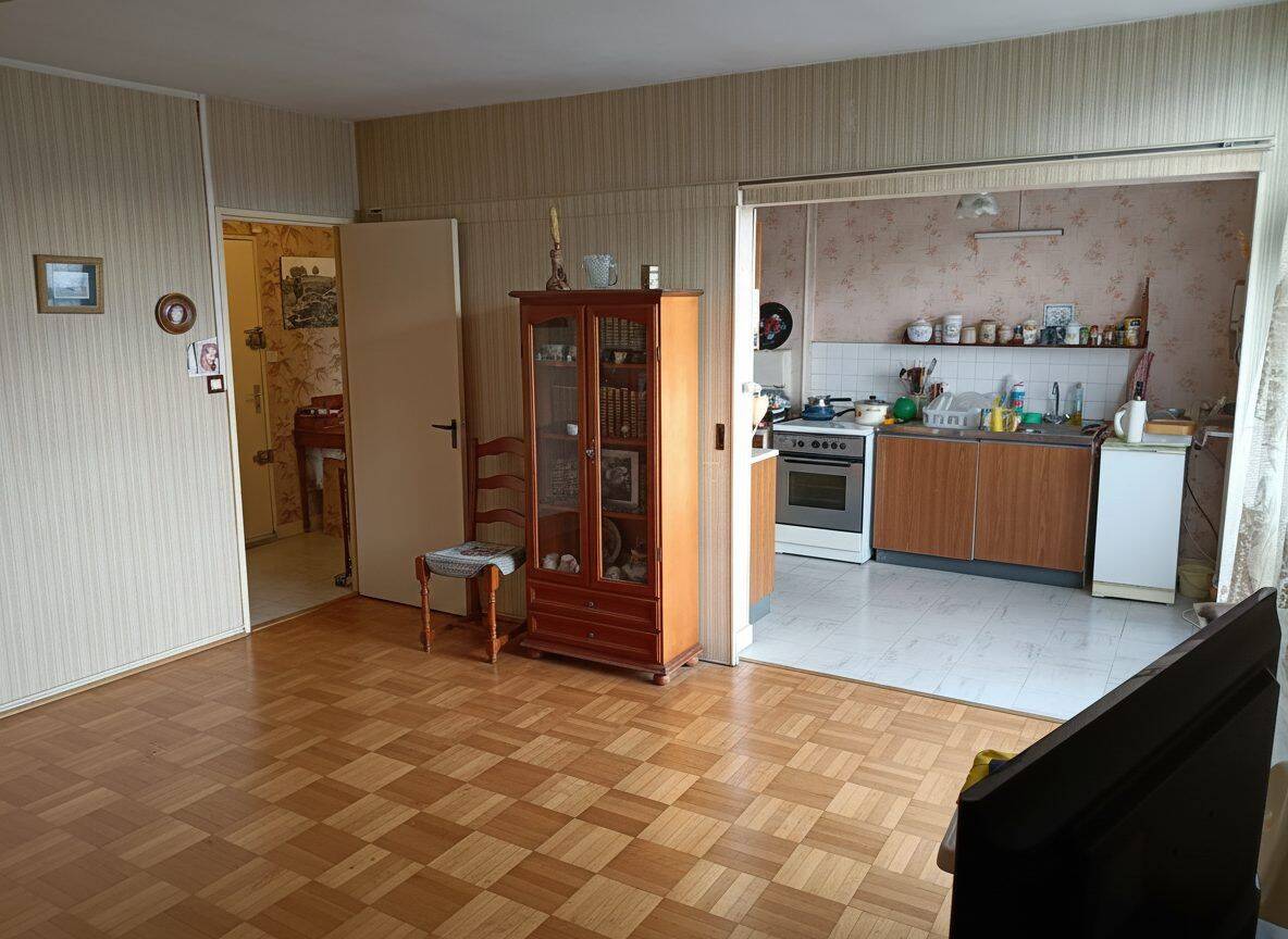 Appartement 4 pièces 80 m² · à Clermont-Ferrand · 80 m² · 77 800 €