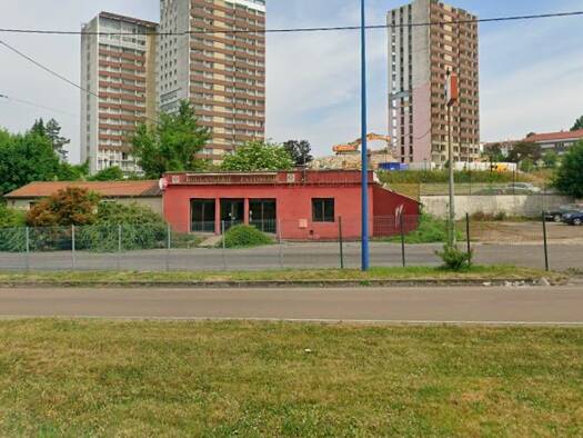 Immeuble à vendre 187 000 € 245 m² Vert-Bois Centre Saint-Dizier 52100