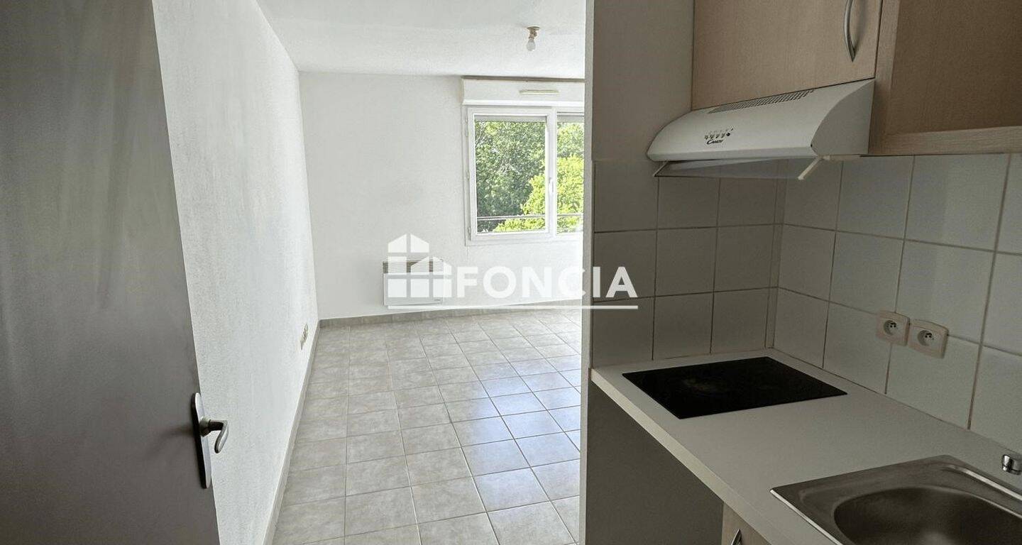 Appartement 1 pièce 21 m² · à Le Pontet · 20,5 m² · 310 €