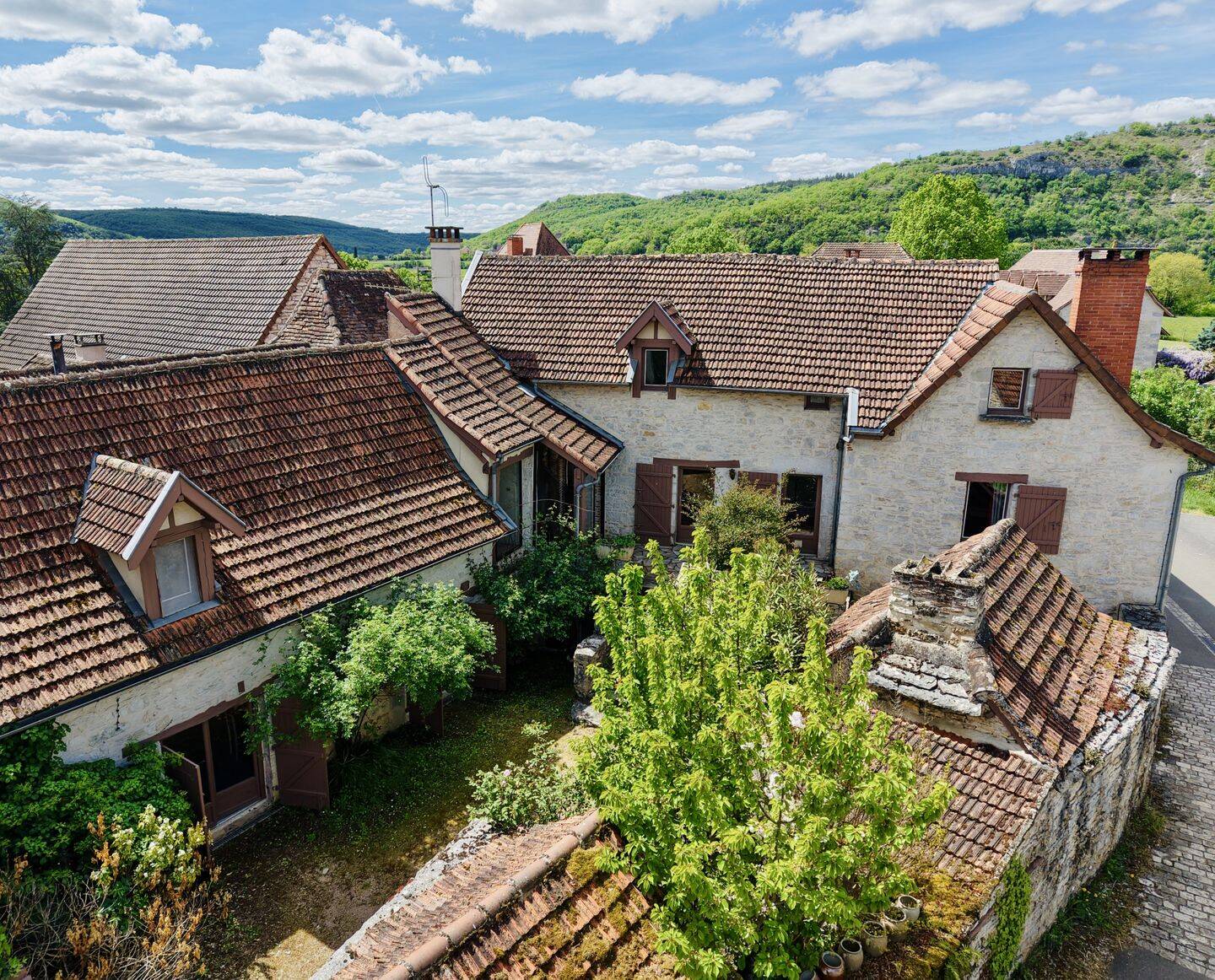 Maison 7 pièces 187 m² · à Saujac · 187 m² · 212 000 €