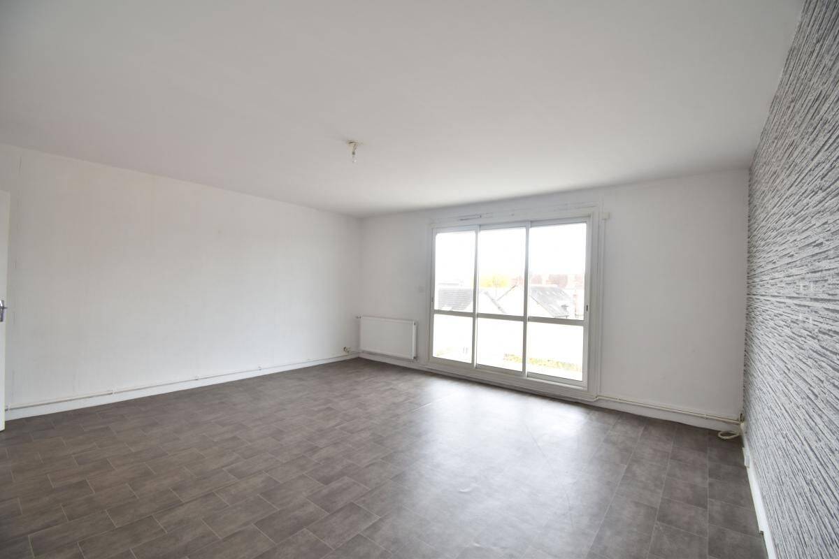 Appartement 3 pièces 74 m² · à Cosne-Cours-sur-Loire · 74 m² · 69 500 €