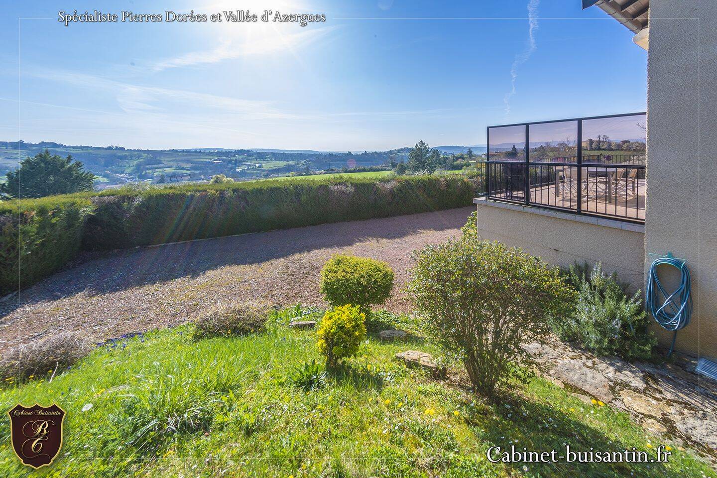 Maison 5 pièces 114 m² · à Val d'Oingt · 114 m² · 380 000 €