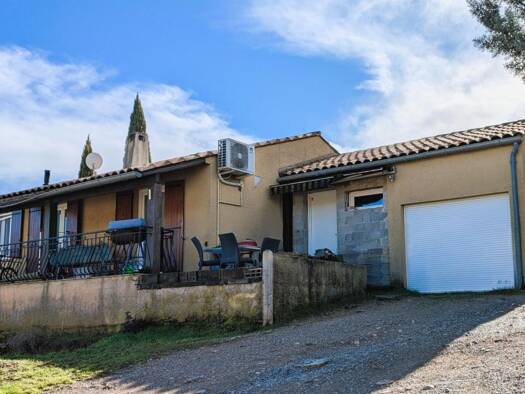 Maison de plain-pied à vendre 379 000 € 4 pièces 3 chambres 120 m² 1 048 m² de terrain Gréoux-les-Bains 04800