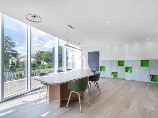 Espace bureau à louer 2 669 € 45 m² de bureaux Bonnevay - La Soie - Les Brosses Villeurbanne 69100