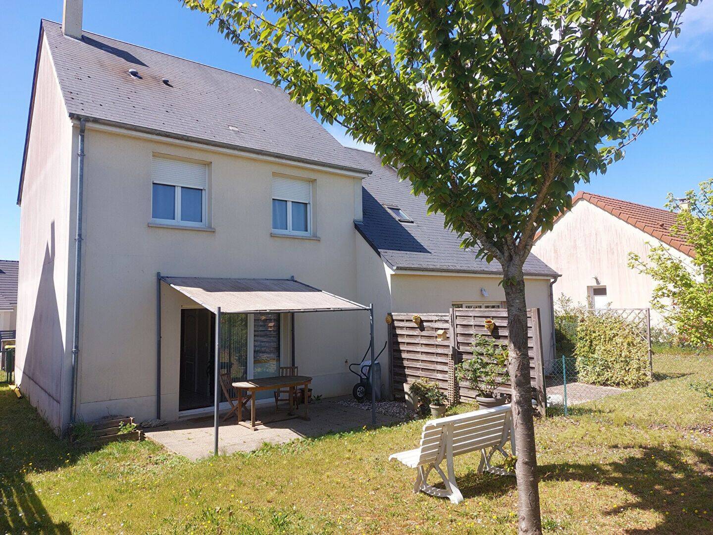 Maison 4 pièces 81 m² · à La Chapelle-Saint-Ursin · 80,7 m² · 159 500 €