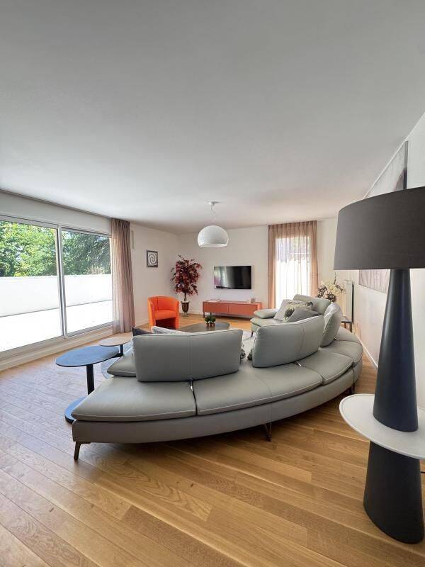 Appartement 5 pièces 128 m² · à Collonges-au-Mont-d'Or · 128 m² · 549 000 €