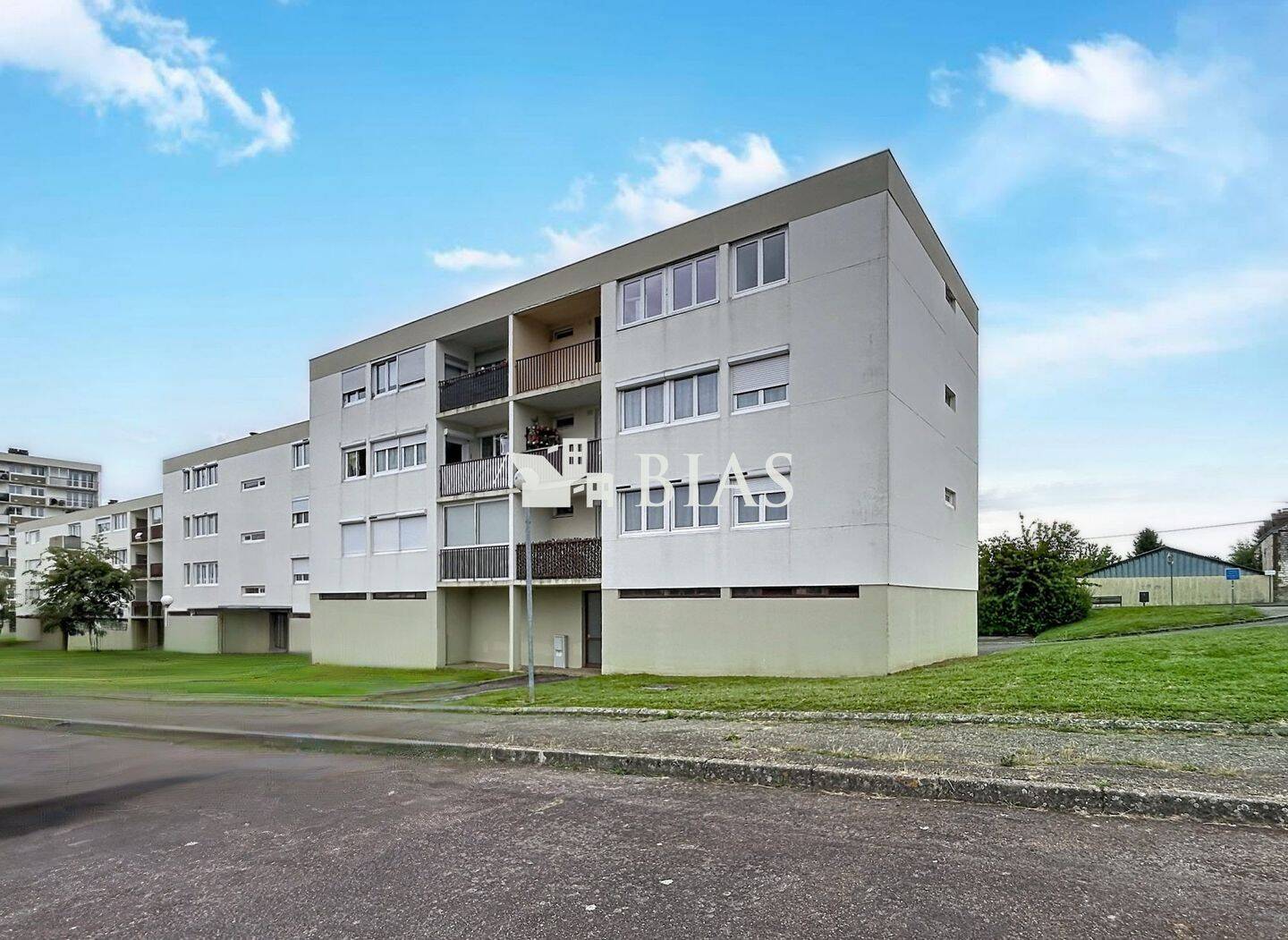 Appartement 4 pièces 68 m² · à Caudebec-lès-Elbeuf · 68 m² · 99 000 €