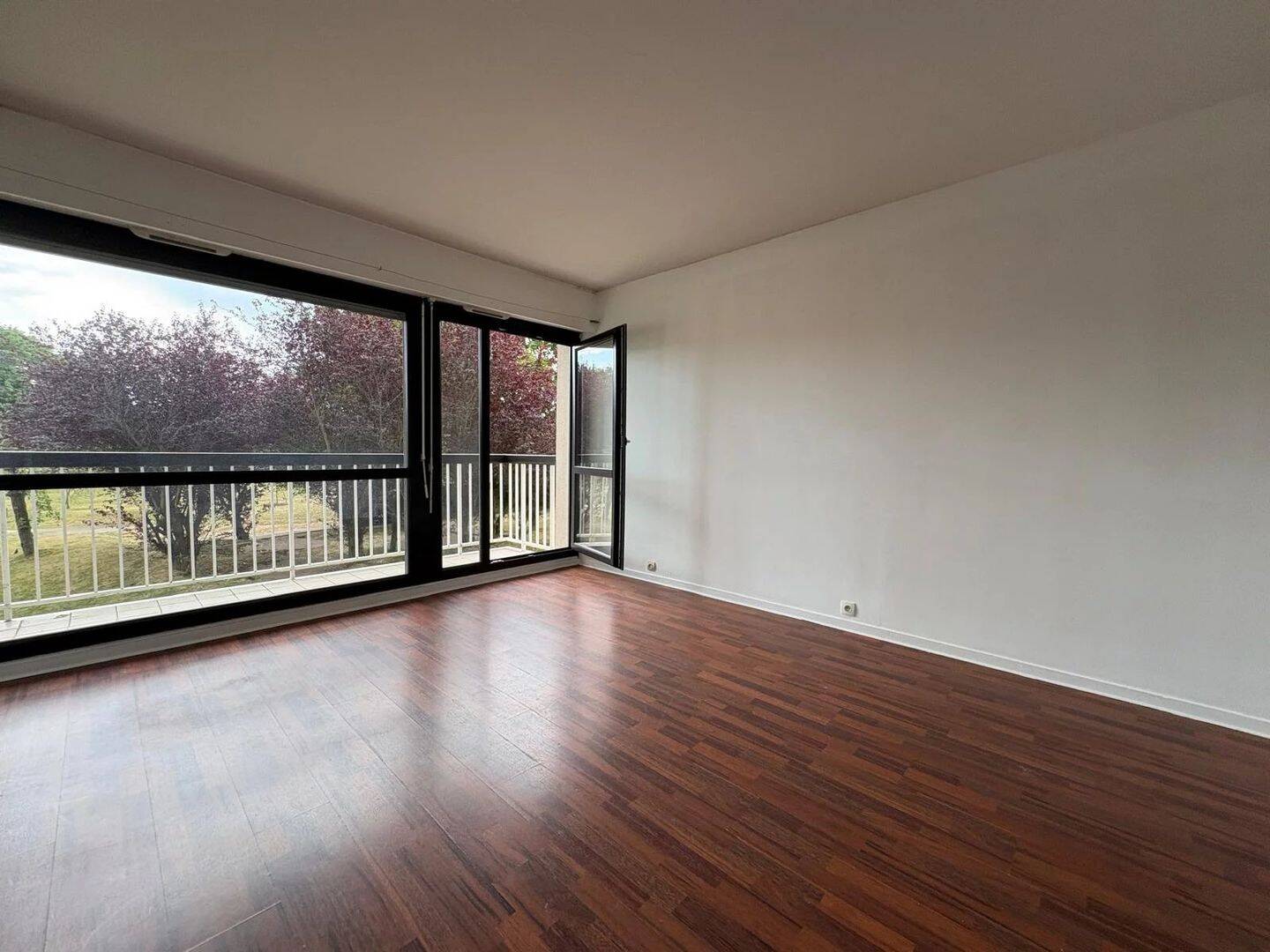 Appartement 3 pièces 64 m² · à Les Clayes-sous-Bois · 63,8 m² · 189 000 €