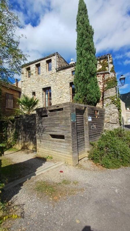 Maison 3 pièces 107 m² · à Cailla · 107 m² · 105 000 €