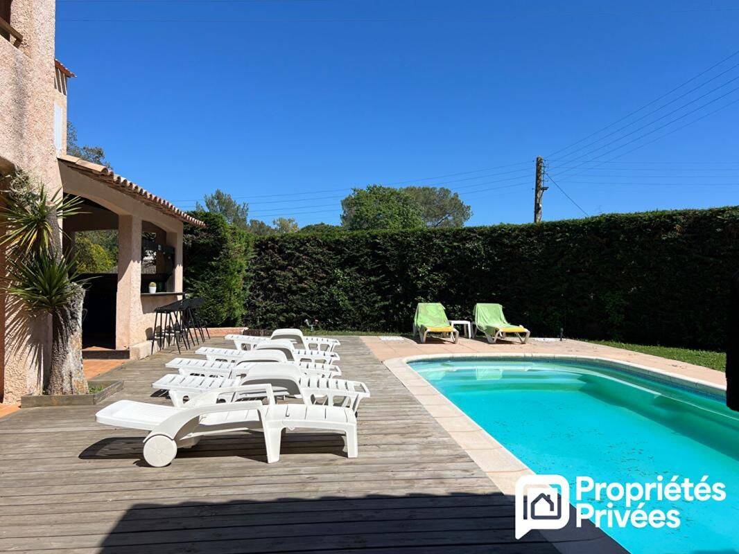 Maison 5 pièces 120 m² · à Saint-Raphaël · 120 m² · 669 000 €