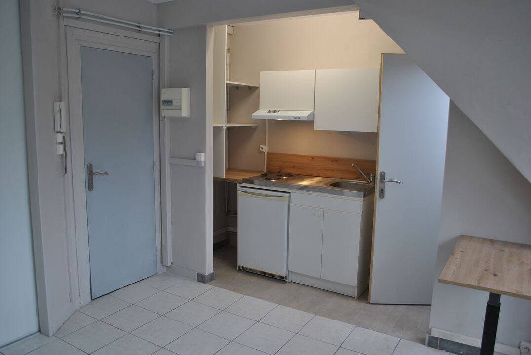 Appartement 1 pièce 23 m² · à Valenciennes · 23 m² · 420 €