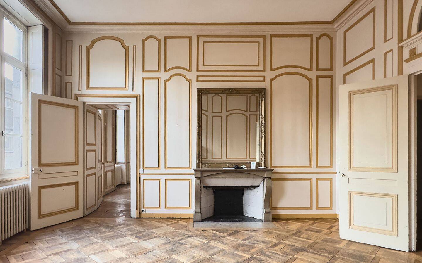 Appartement 5 pièces 150 m² · à Besançon · 150 m² · 270 000 €
