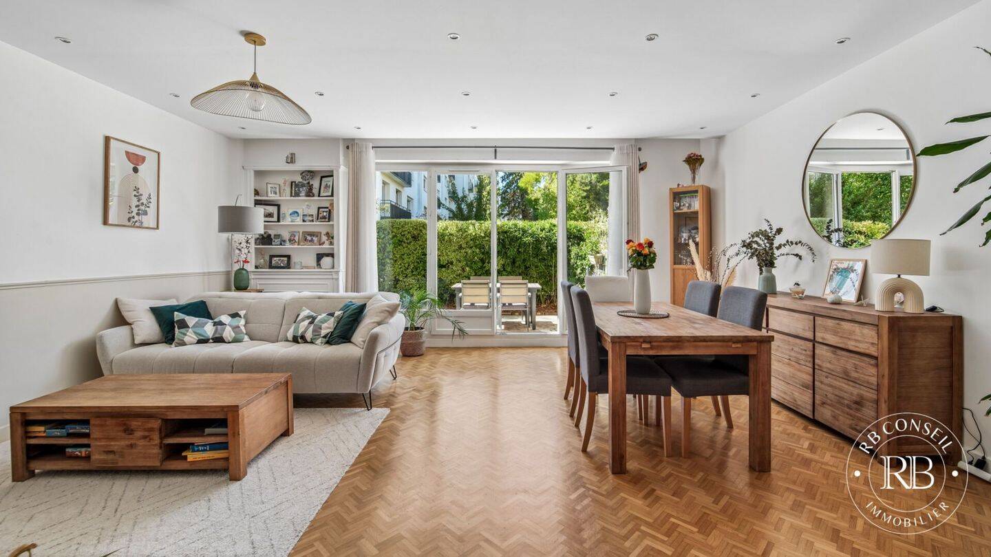 Appartement 5 pièces 121 m² · à Châtenay-Malabry · 120,9 m² · 580 000 €
