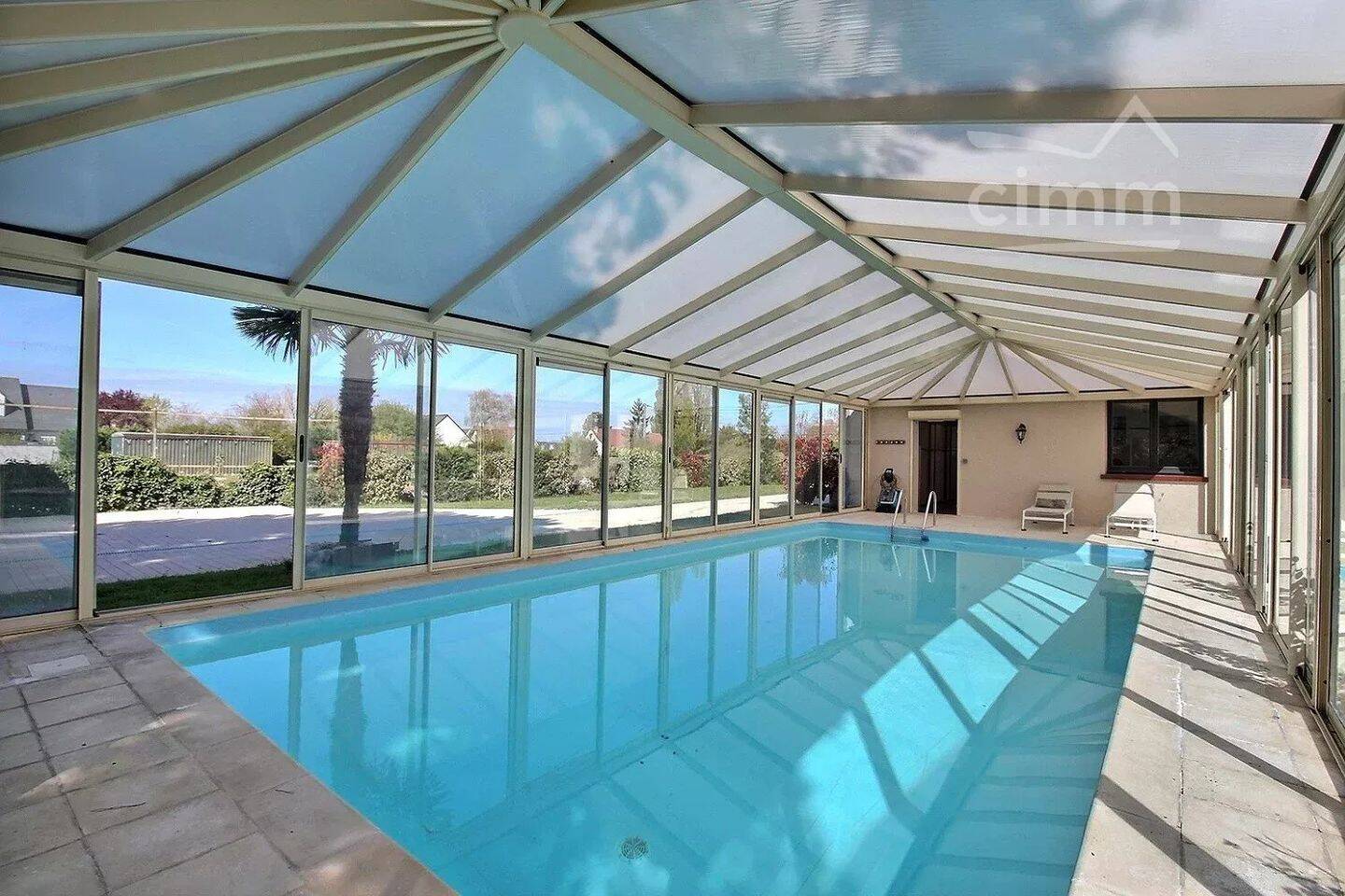 Maison 7 pièces 196 m² · à Savonnières · 196 m² · 755 000 €