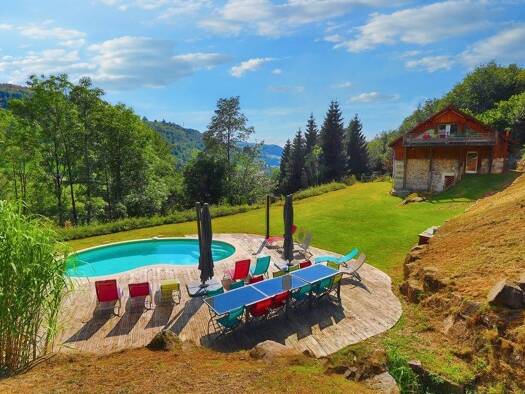 Maison à vendre 950 000 € 9 pièces 6 chambres 284 m² 3 700 m² de terrain La Bresse 88250