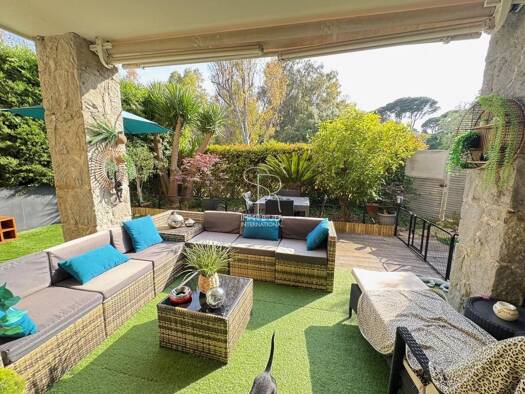 Appartement à vendre 525 000 € 3 pièces 2 chambres 65 m² RDC Vaug Villeneuve-Loubet 06270