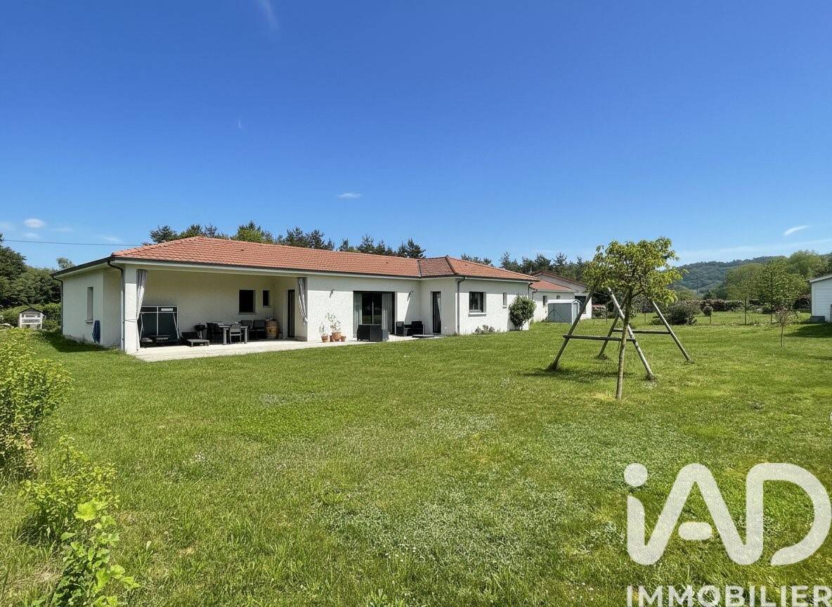 Maison 6 pièces 150 m² · à Saint-Alban-d'Ay · 150 m² · 325 000 €