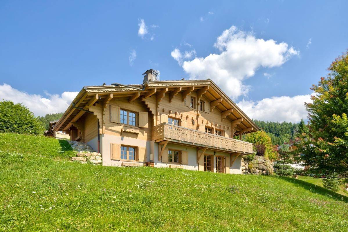 Maison 6 pièces 348 m² · à Saint-Jean-de-Sixt · 348 m² · 1 790 000 €