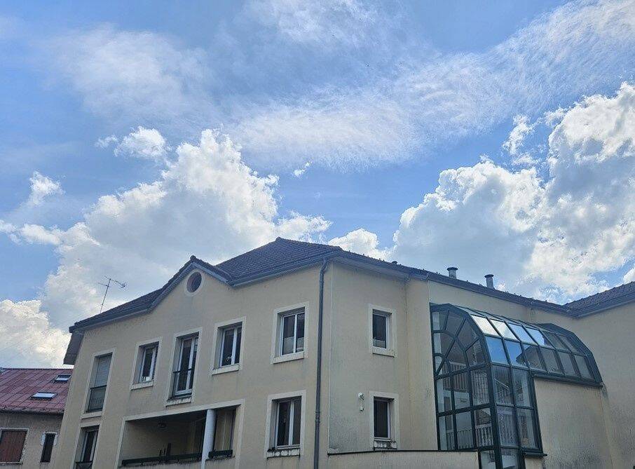 Appartement 4 pièces 144 m² · à Saint-Claude · 144 m² · 175 000 €