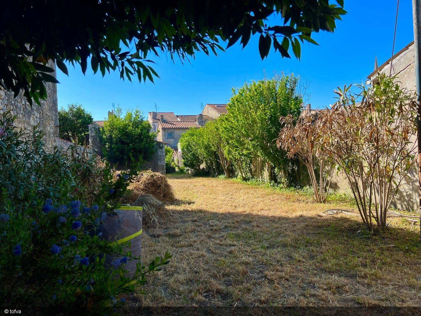 Maison 8 pièces 223 m² · à Marennes-Hiers-Brouage · 223 m² · 233 000 €