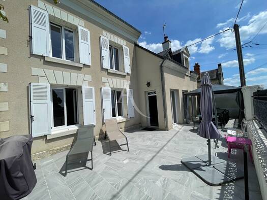 Maison à vendre 393 500 € 6 pièces 5 chambres 140 m² 1 097 m² de terrain Montrichard Val de Cher 41400