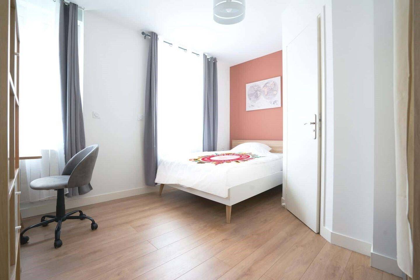 1 pièce 15 m² · à Lille · 15 m² · 475 €