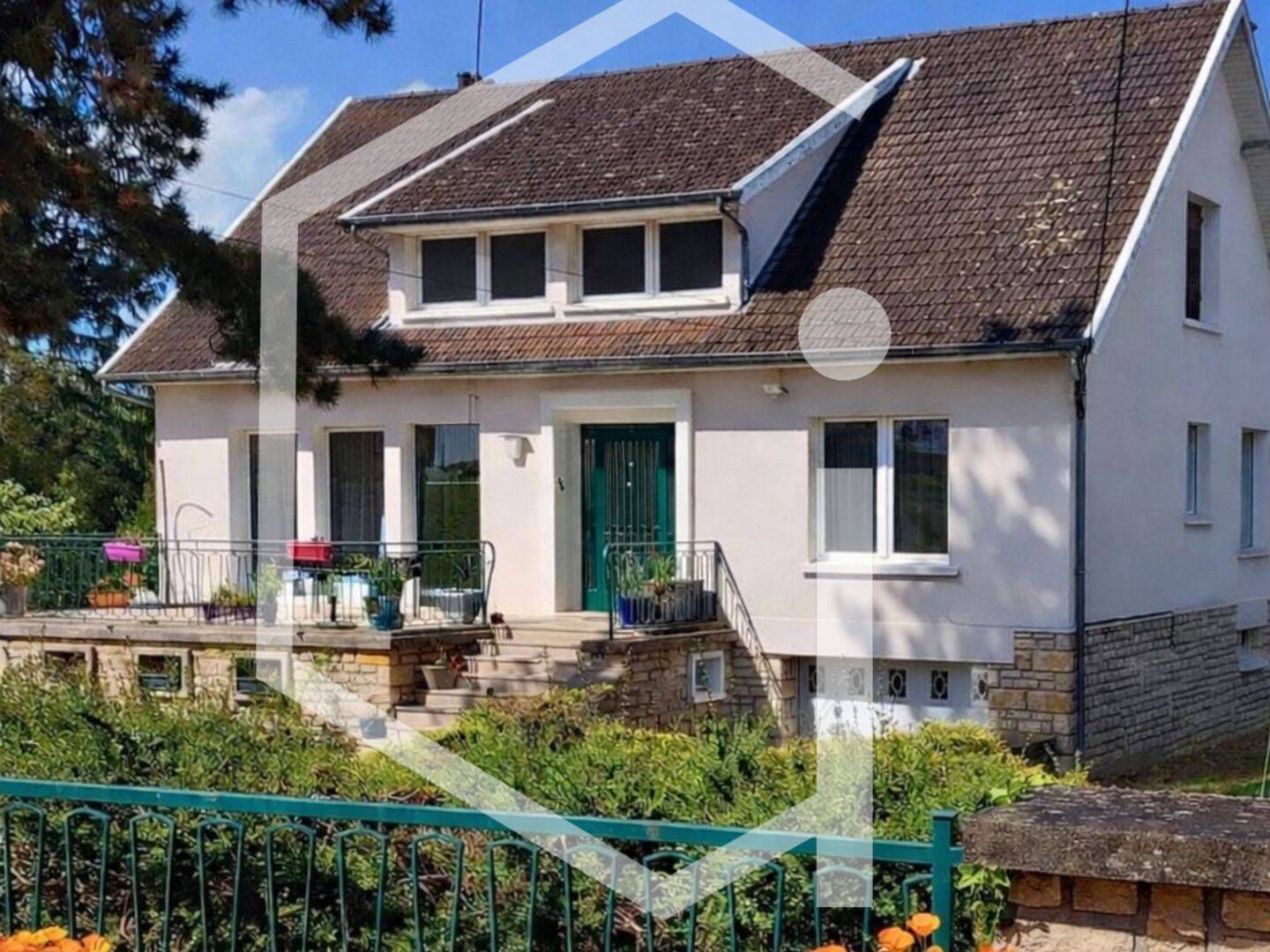 Maison 6 pièces 159 m² · à Cosne-Cours-sur-Loire · 159 m² · 269 000 €