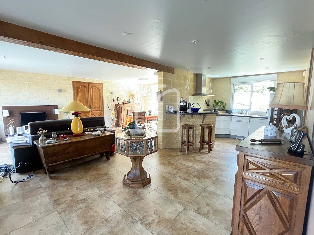 Maison 6 pièces 161 m² · à Cosnac · 161 m² · 291 500 €