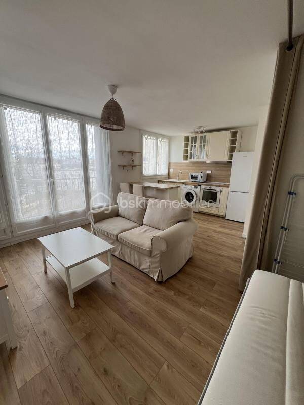 Appartement 1 pièce 30 m² · à Le Plessis-Trévise · 30,5 m² · 135 000 €