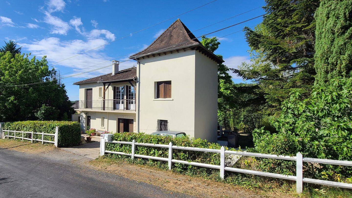 Maison 5 pièces 118 m² · à Turenne · 118 m² · 198 500 €