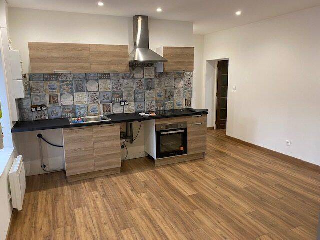 Appartement 2 pièces 46 m² · à Cours · 46 m² · 360 €