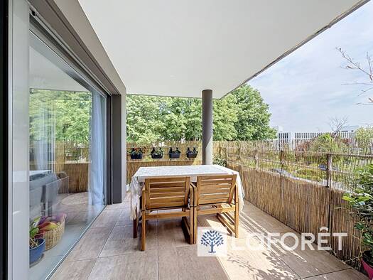 Appartement à vendre 359 000 € 4 pièces 3 chambres 81 m² Étage 1/3 Contour Champagne-au-Mont-d'Or 69410