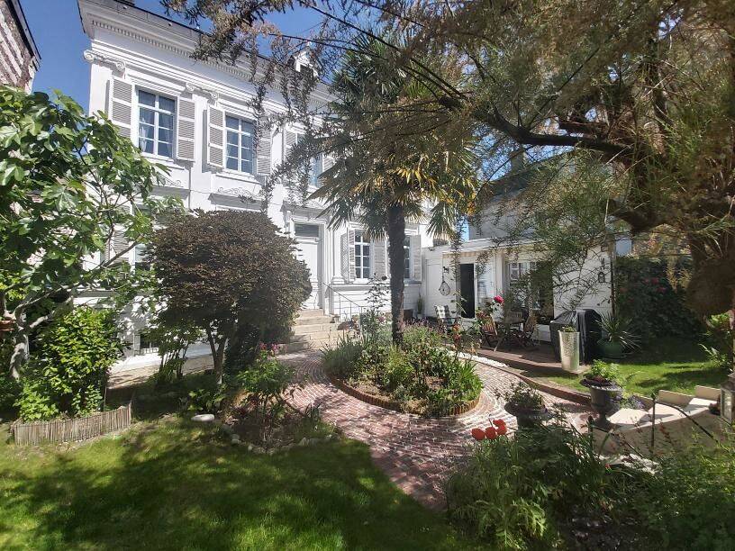 Maison 8 pièces 150 m² · à Arras · 150 m² · 700 000 €