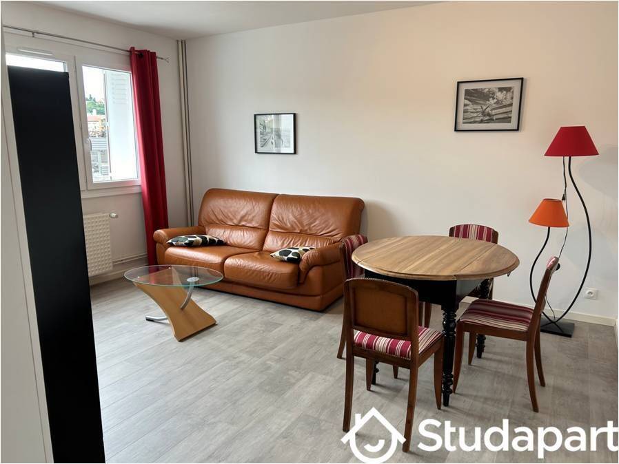 Appartement 2 pièces 46 m² · à Saint-Étienne · 46 m² · 540 €