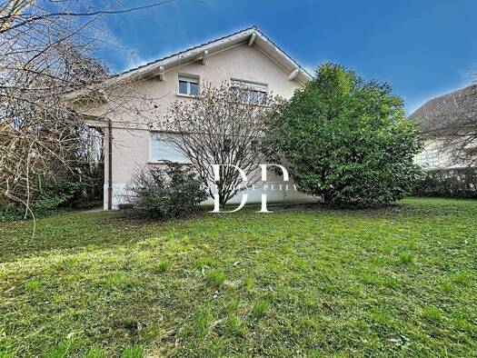 Maison à vendre 570 000 € 6 pièces 5 chambres 175 m² 715 m² de terrain Beulet-Ile de France Annemasse 74100