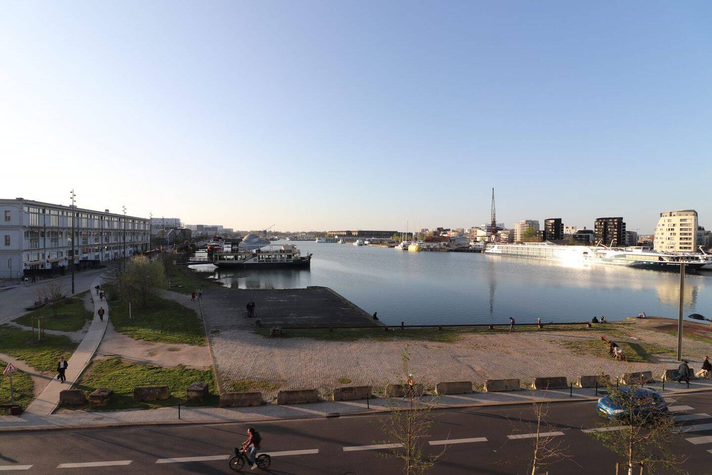 Appartement 4 pièces 93 m² · à Bordeaux · 92,7 m² · 472 000 €