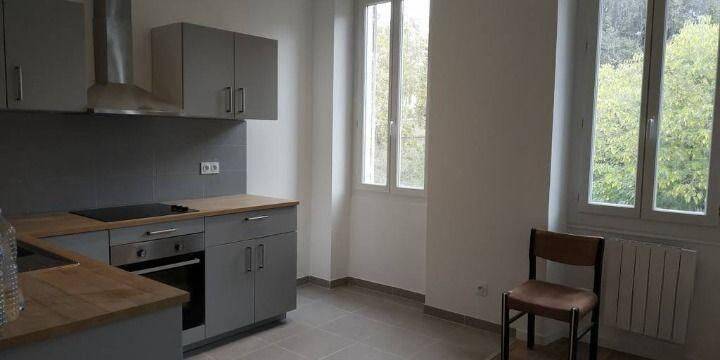 Appartement 3 pièces 56 m² · à Marseille 1er Arrondissement · 56 m² · 790 €