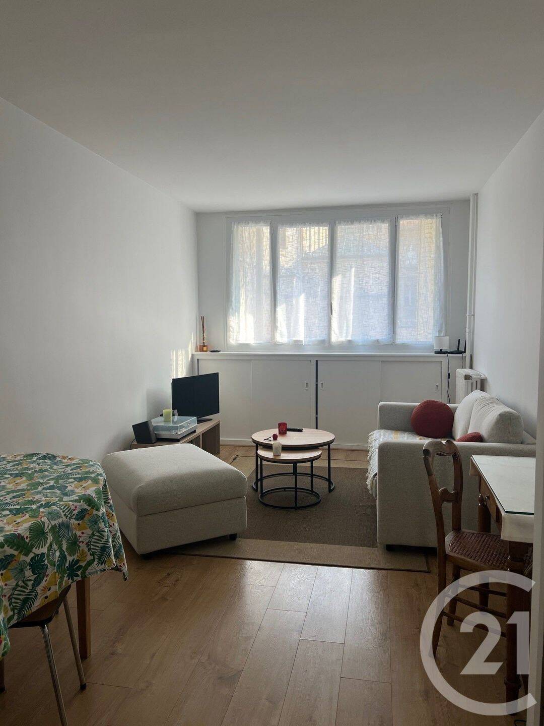 Appartement 3 pièces 60 m² · à Paris 15ème Arrondissement · 60 m² · 2 290 €/mois