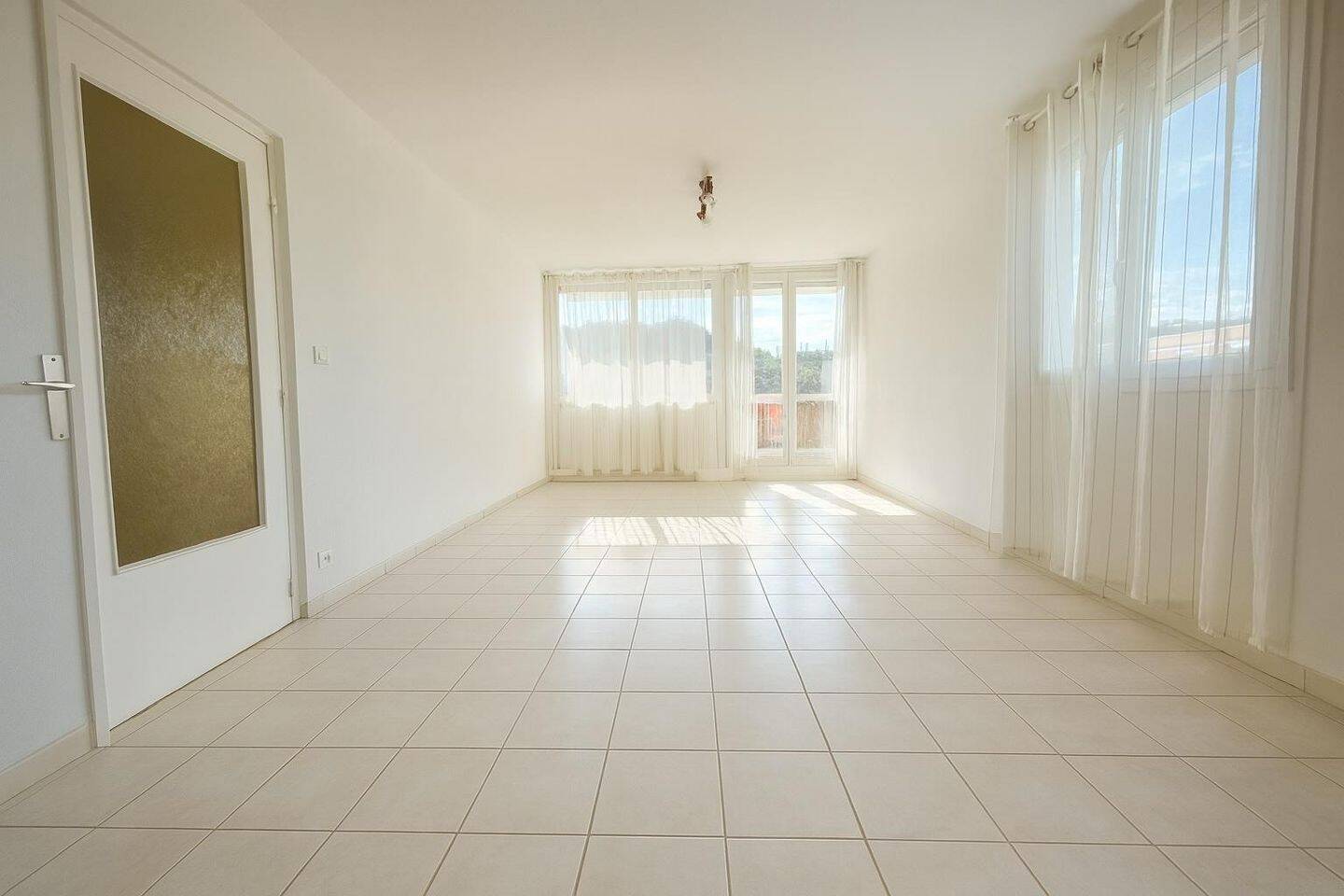 Appartement 5 pièces 93 m² · à Vienne · 93,3 m² · 165 000 €