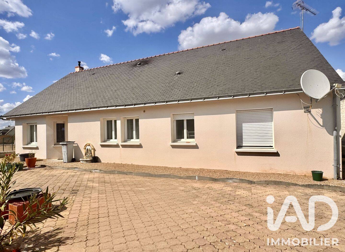 Maison 7 pièces 214 m² · à Beaumont-en-Véron · 214,5 m² · 230 000 €