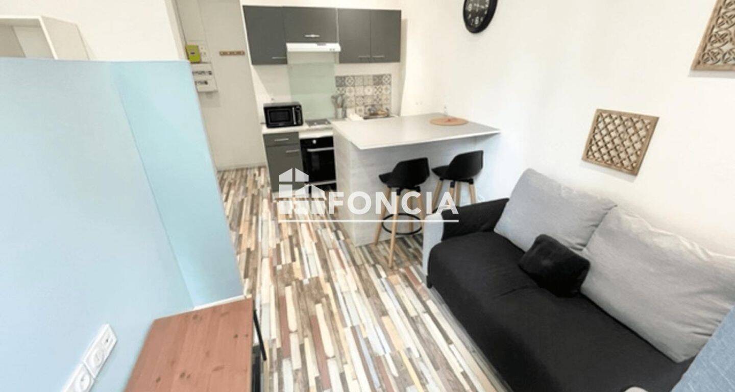 Appartement 1 pièce 20 m² · à Saint-Étienne · 19,6 m² · 410 €