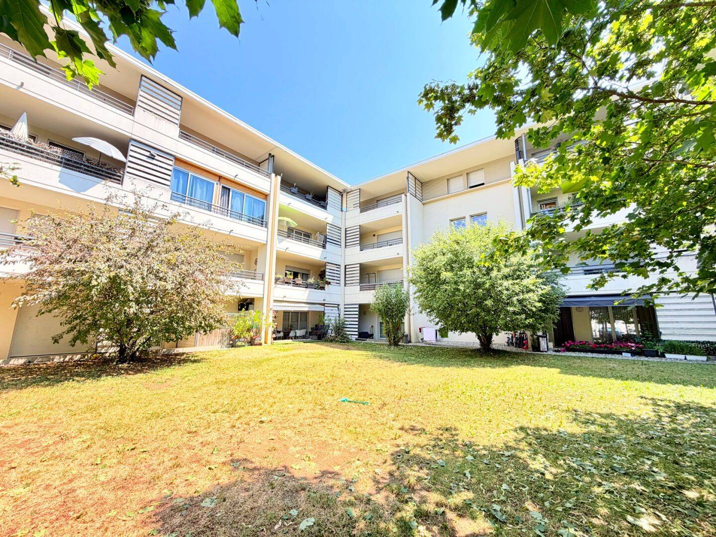 Appartement 4 pièces 81 m² · à Saint-Julien-en-Genevois · 81 m² · 389 000 €