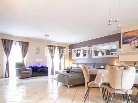 Maison à vendre 498 500 € 10 pièces 6 chambres 256 m² 1 418 m² de terrain Dormelles 77130